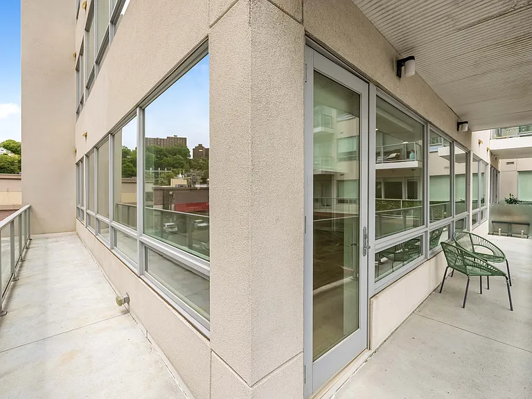 10 Main St #101 — Photo 16