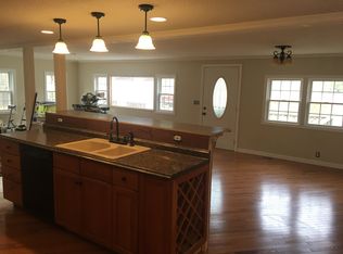 1 Haven Dr, Hampton, NH 03842