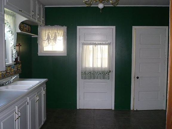 4th image of 1414 Loomis Fannie Ave #1517-406495