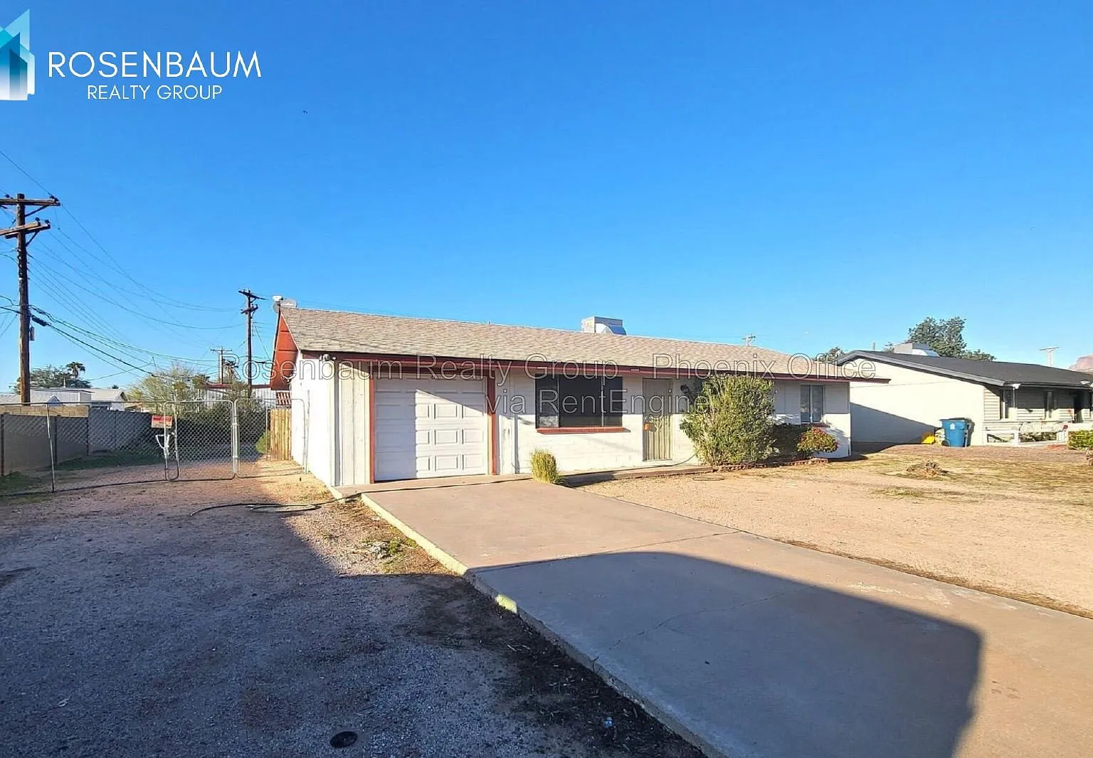 3 bed, 1.0 bath, 1040 sqft, $1,799 — Photo 3