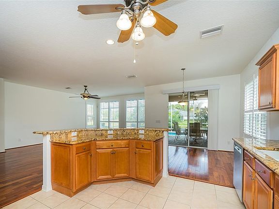 5th image of 20135 Heritage Point Dr