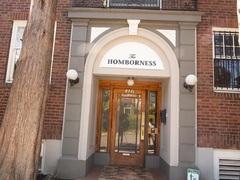 321 Boylston Ave E #203 — Photo 54
