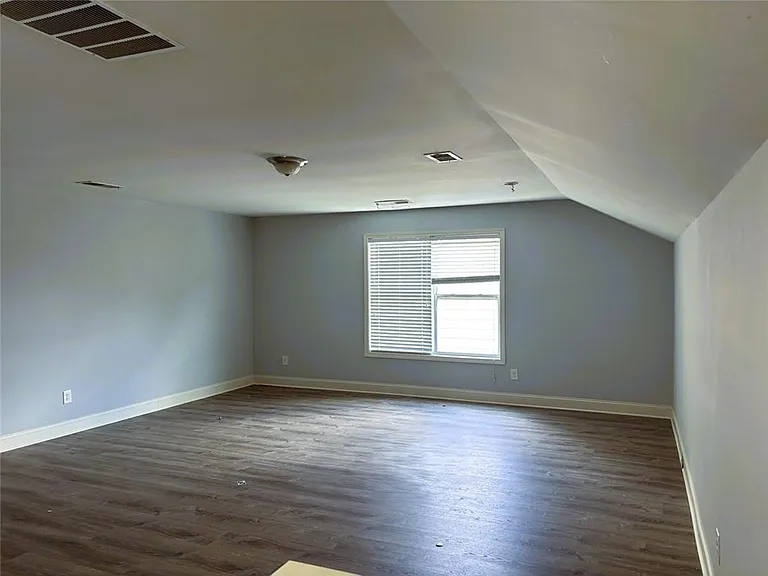 1927 Willoughby Dr — Photo 21