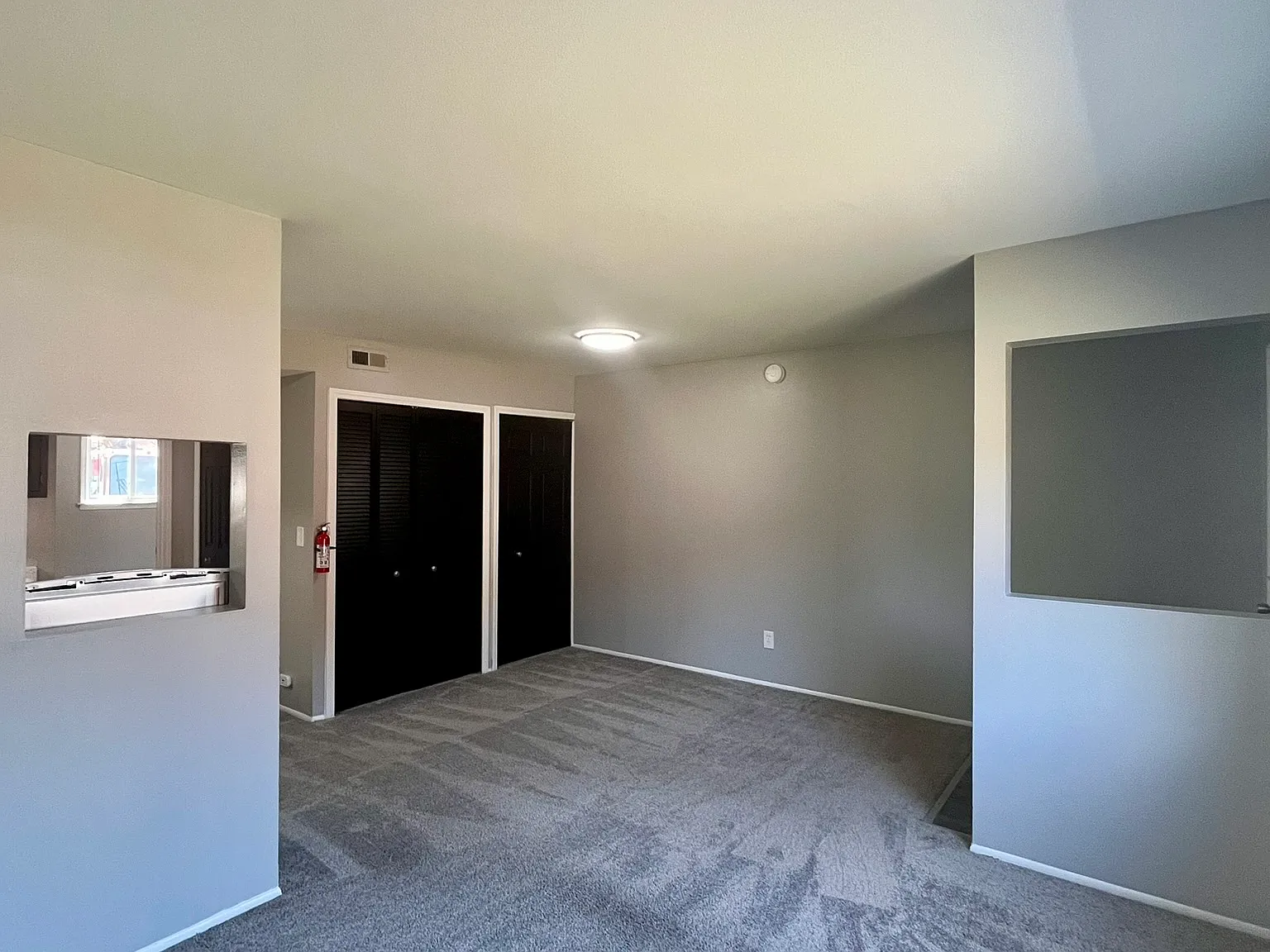 4415 Oakwood Boulevard - #1 — Photo 2