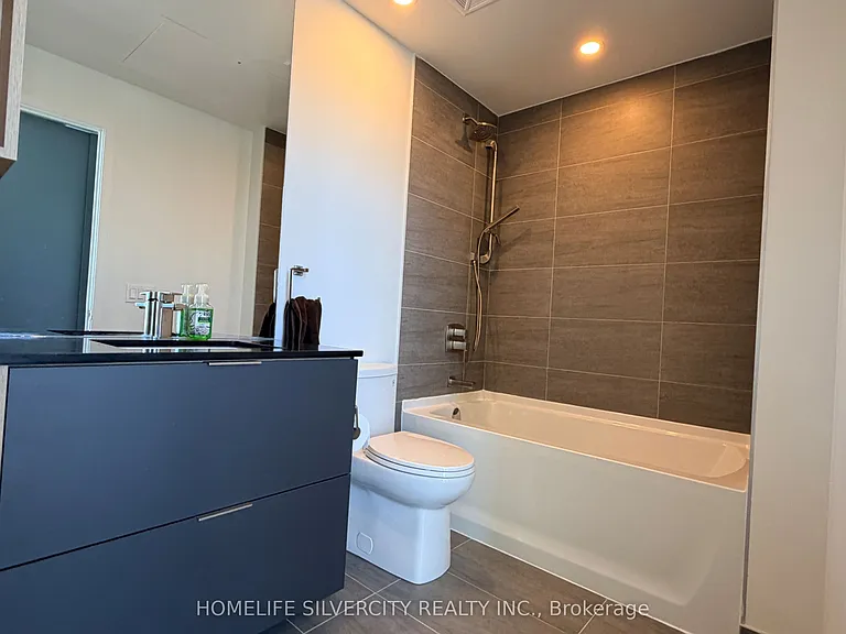 1 Fairview Rd E #3202 — Photo 14