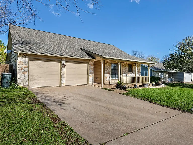 3110 Monument Dr — Photo 19