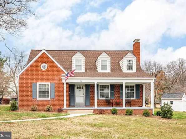 306 Cannon Cir, Fredericksburg, VA 22401