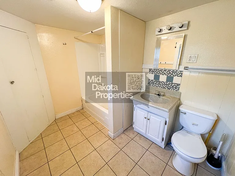 605 W 10th Ave — Photo 6