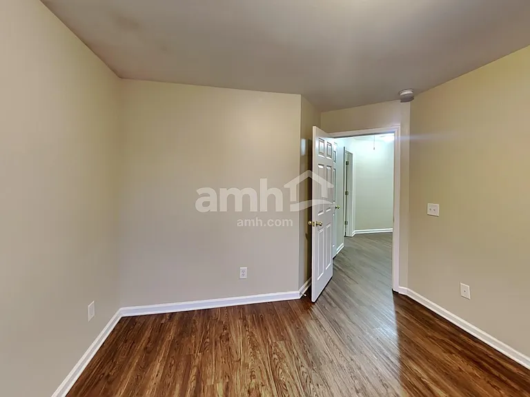 2321 Devonshire Dr — Photo 13