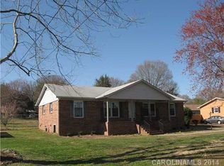 160 Dallas Bessemer City Hwy, Dallas, NC 28034