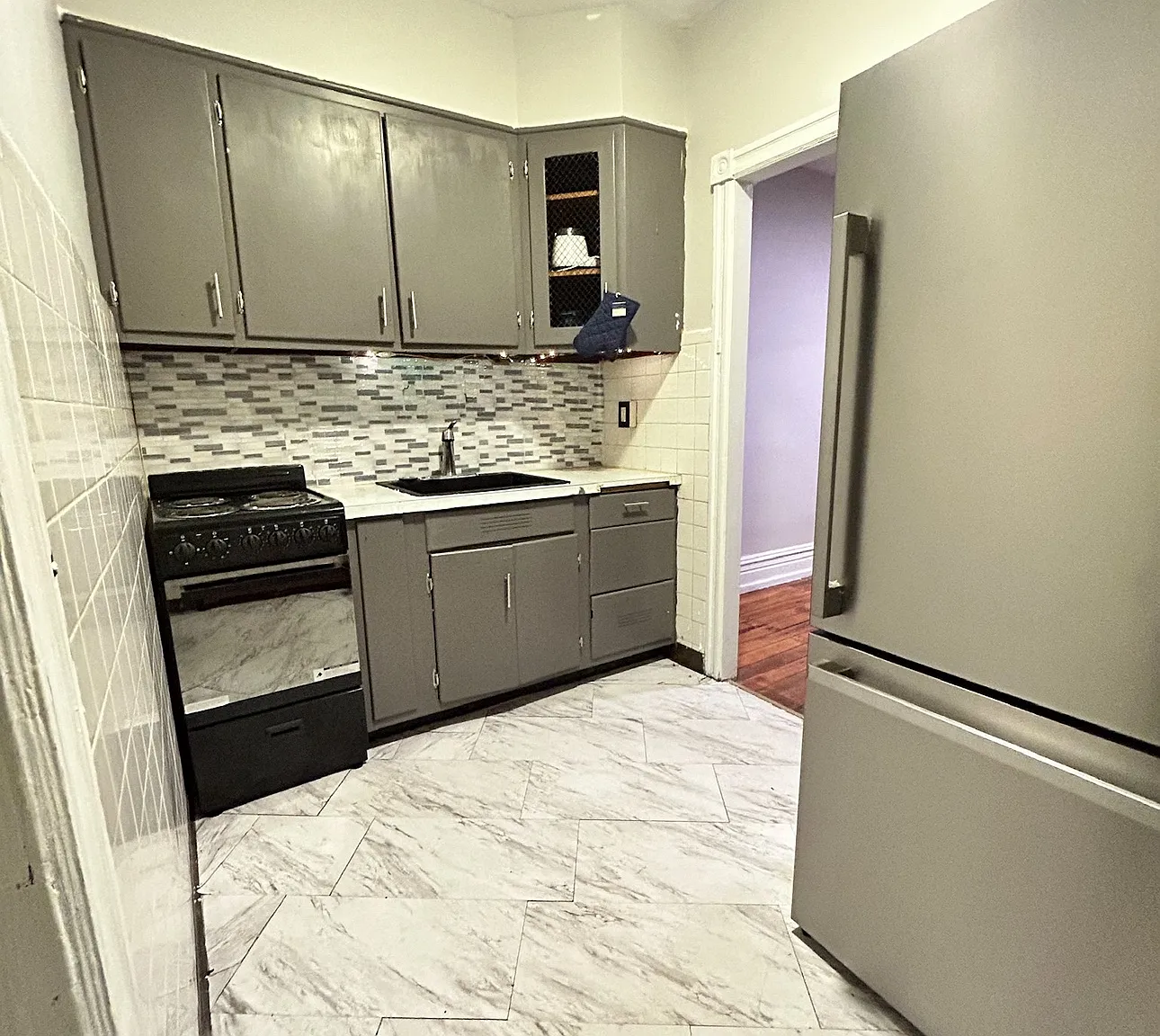 1 bed, 850 sqft, $1,200 — Photo 1