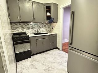 325 N 15th St Floor 1, Allentown, PA 18102