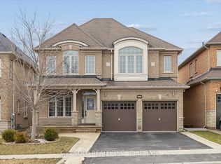11 Maybeck Dr, Brampton, ON L6X0Z2