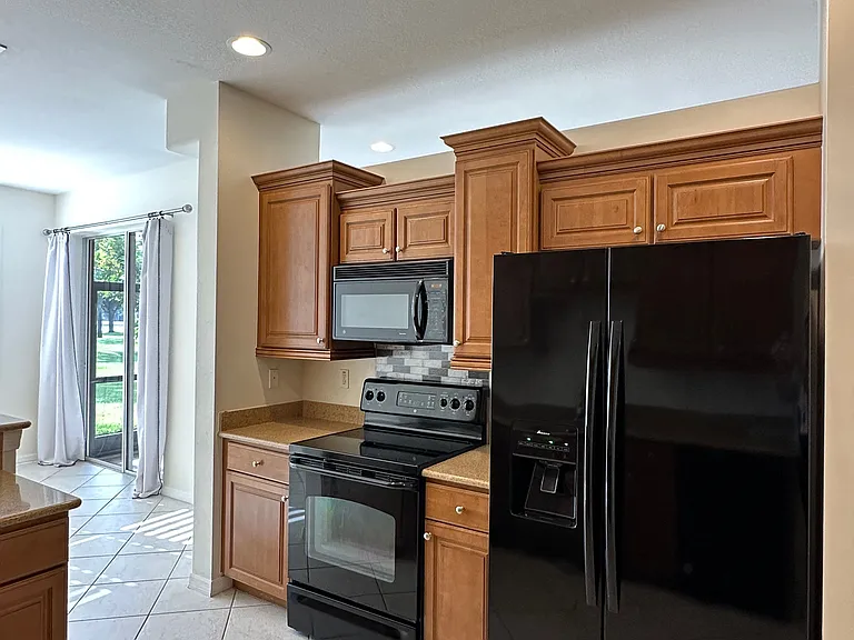 20561 Larino Loop #20561 — Photo 12