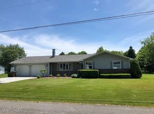 330 Johnson St, Edmore, MI 48829