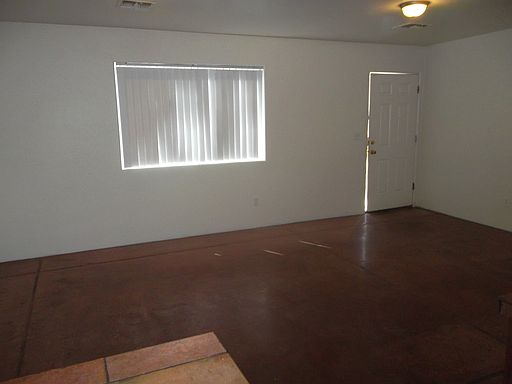 4th image of 1919 S 8th Ave Unit 1