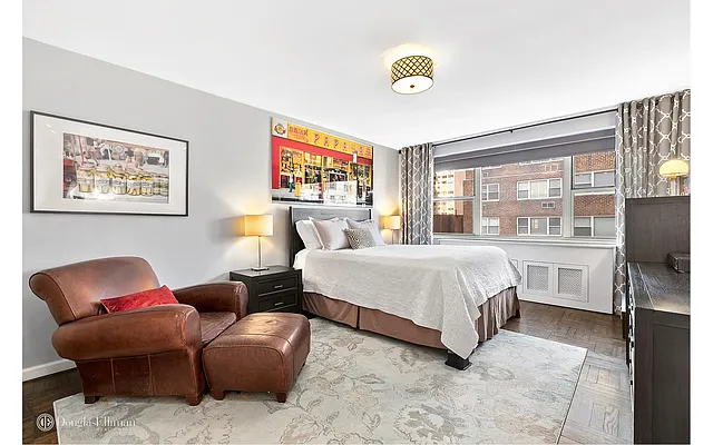 Sold by Douglas Elliman | media 4