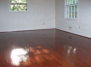 3907 Spring Ter, Temple Hills, MD 20748