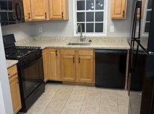 11906 Tarragon Rd APT J, Reisterstown, MD 21136