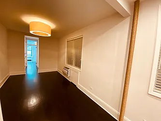 Rented by Metropolis Real Estate of Manhattan