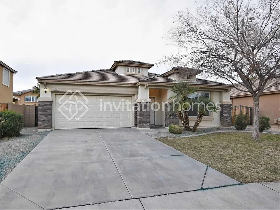 15120 W Mercer Ln