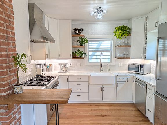 Kitchen fully remodeled August 2023