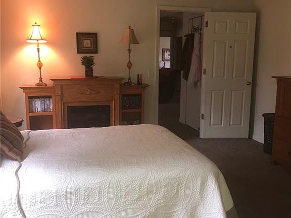 5th image of 10549 Wallace Ln