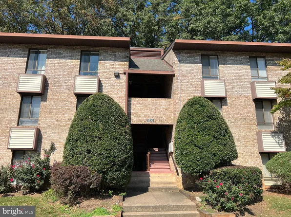 2233 Castle Rock Sq APT 12C, Reston, VA 20191