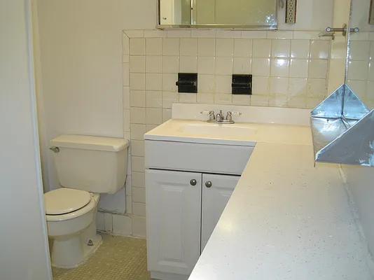 Rented by Green Line Realty | media 6