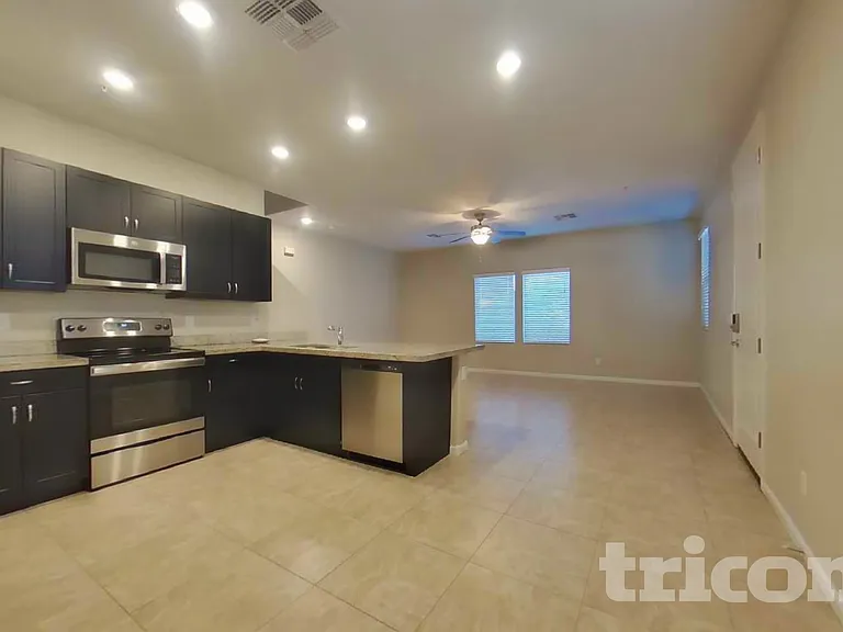 12554 W Hummingbird Ter — Photo 6