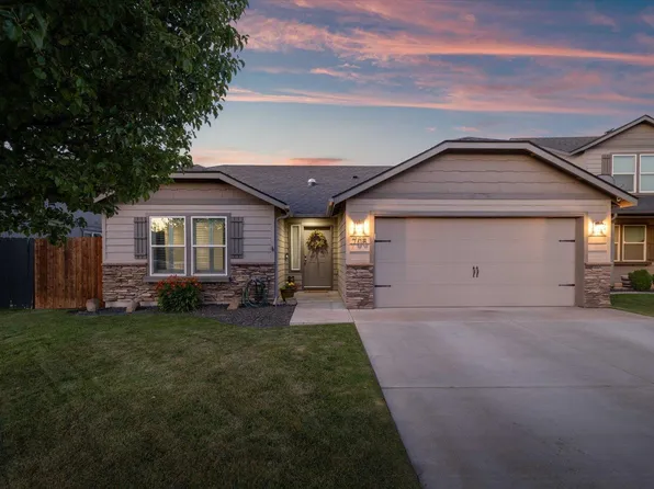 705 S Texas St, Kennewick, WA 99336