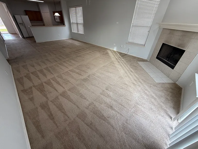 2417 Forest Creek Dr — Photo 8