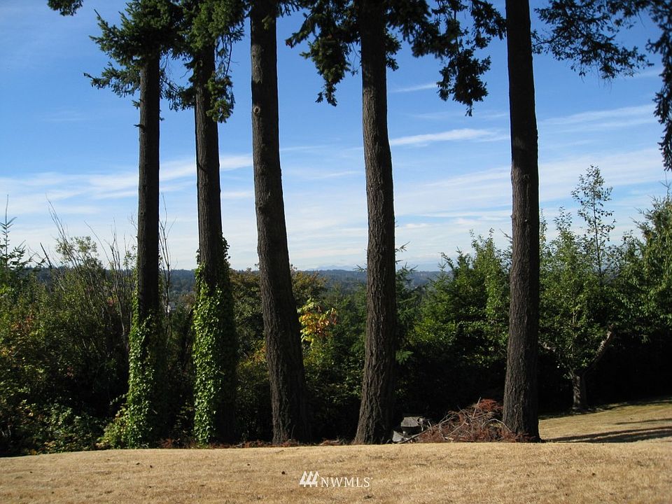 2nd image of 2121 S Meridian