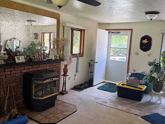 4th image of 109 Canyon Creek Dr