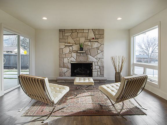 4th image of 3753 S Twinbrook St