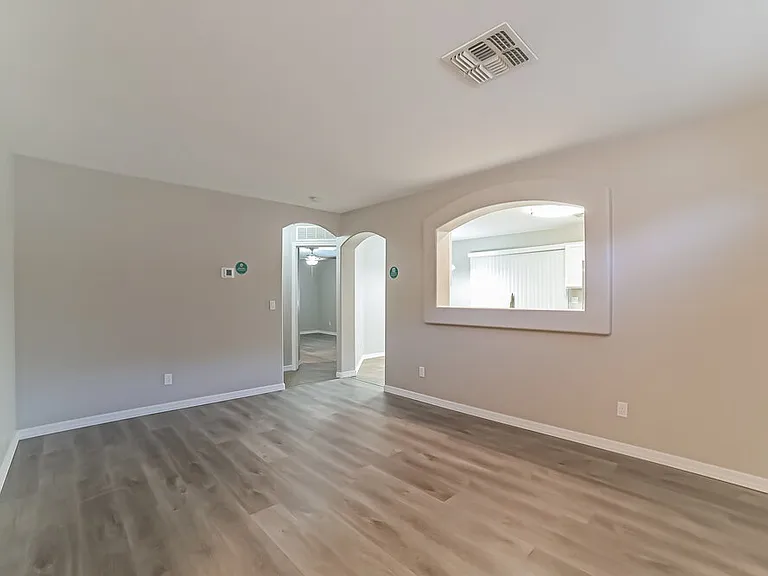 12418 W Dreyfus Dr — Photo 5