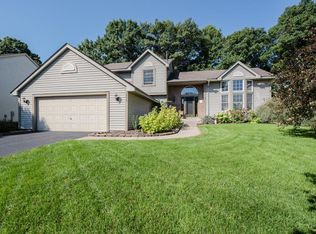 1778 Brighton Trl, Woodbury, MN 55125