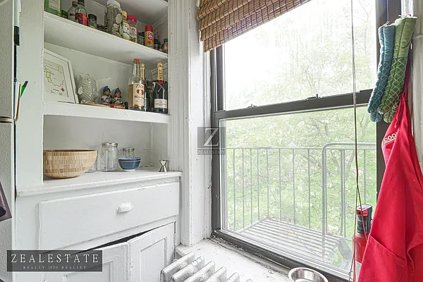 Rented by ZealEstate Group Inc | media 5