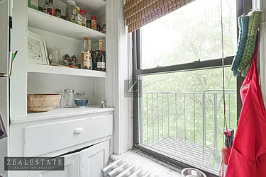 Rented by ZealEstate Group Inc
