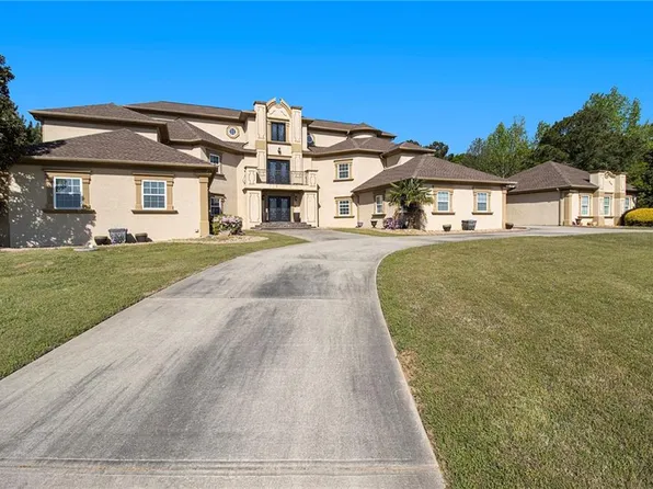 150 White Tail Ct, Fayetteville, GA 30214