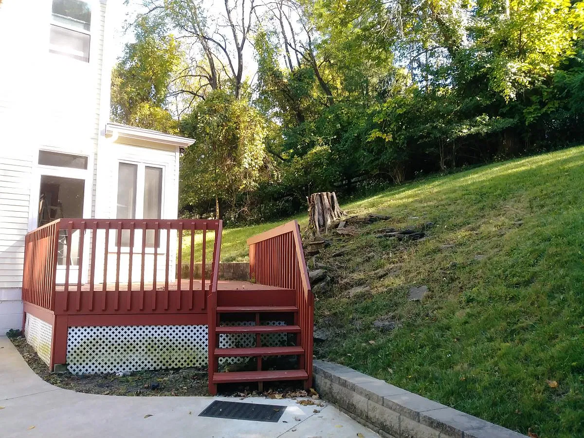 4 bed, 1.5 bath, 2037 sqft, $2,800 — Photo 2
