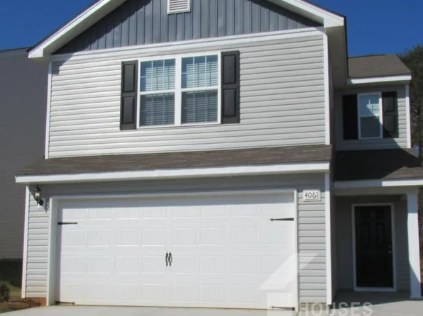 4061 Reinfield Dr, Inman, SC 29349