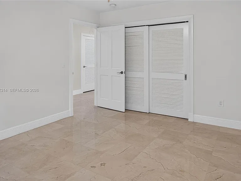 10425 SW 62nd St — Photo 21