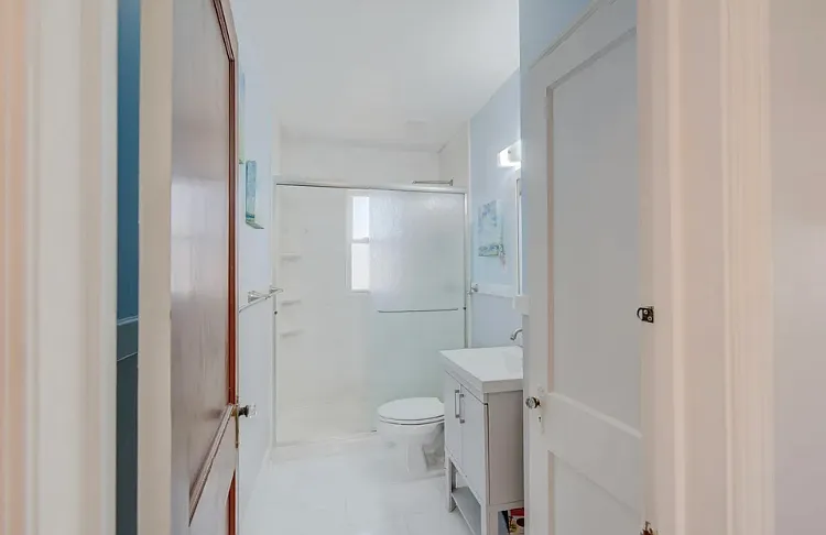 235 W Edwin Cir — Photo 1