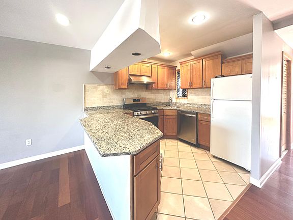 2nd image of 1645 E Passyunk Ave Floor 2