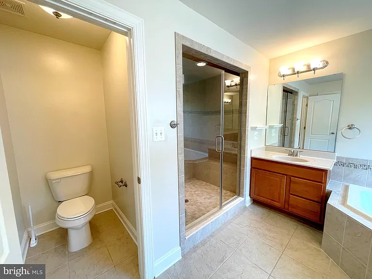 46895 Whittemoore Ct — Photo 25