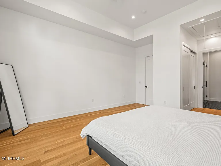 519 Laurel Ave — Photo 24
