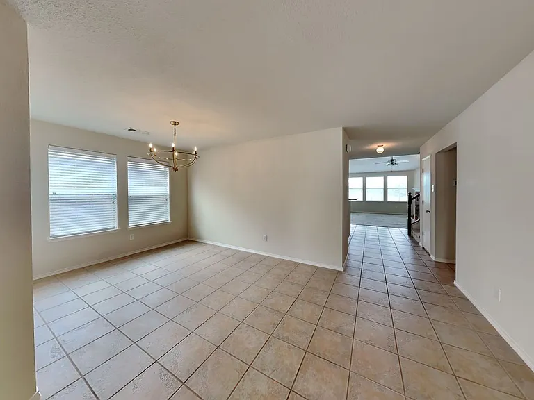 9045 Trail Blazer Dr — Photo 7