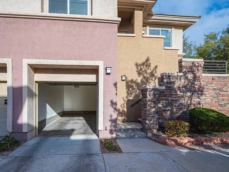 800 Peachy Canyon Cir #103 — Photo 6