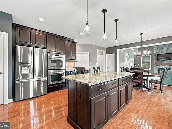 3rd image of 239 Windham Dr